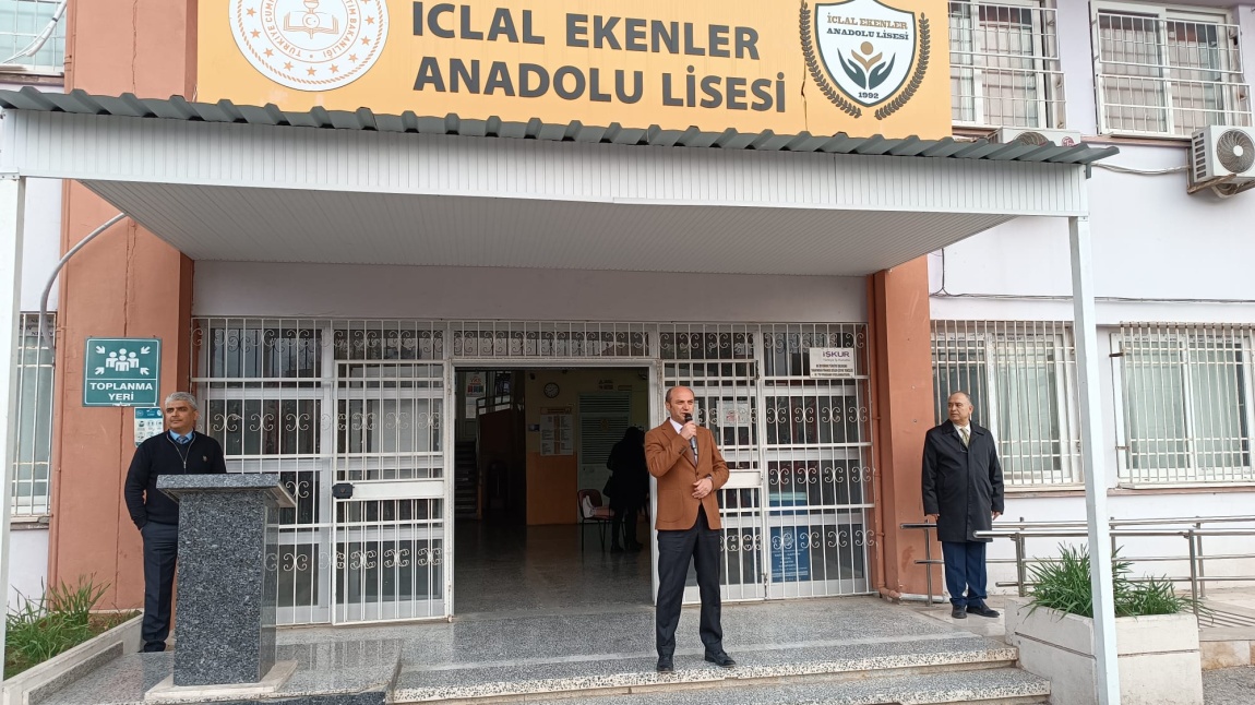Tarsus İlçe Milli Eğitim Müdürü Mehmet METİN okulumuzu ziyaret etti.